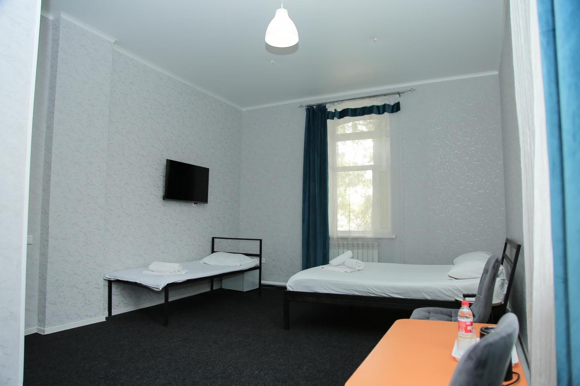 Hotel FRESH Aqtöbe Buitenkant foto