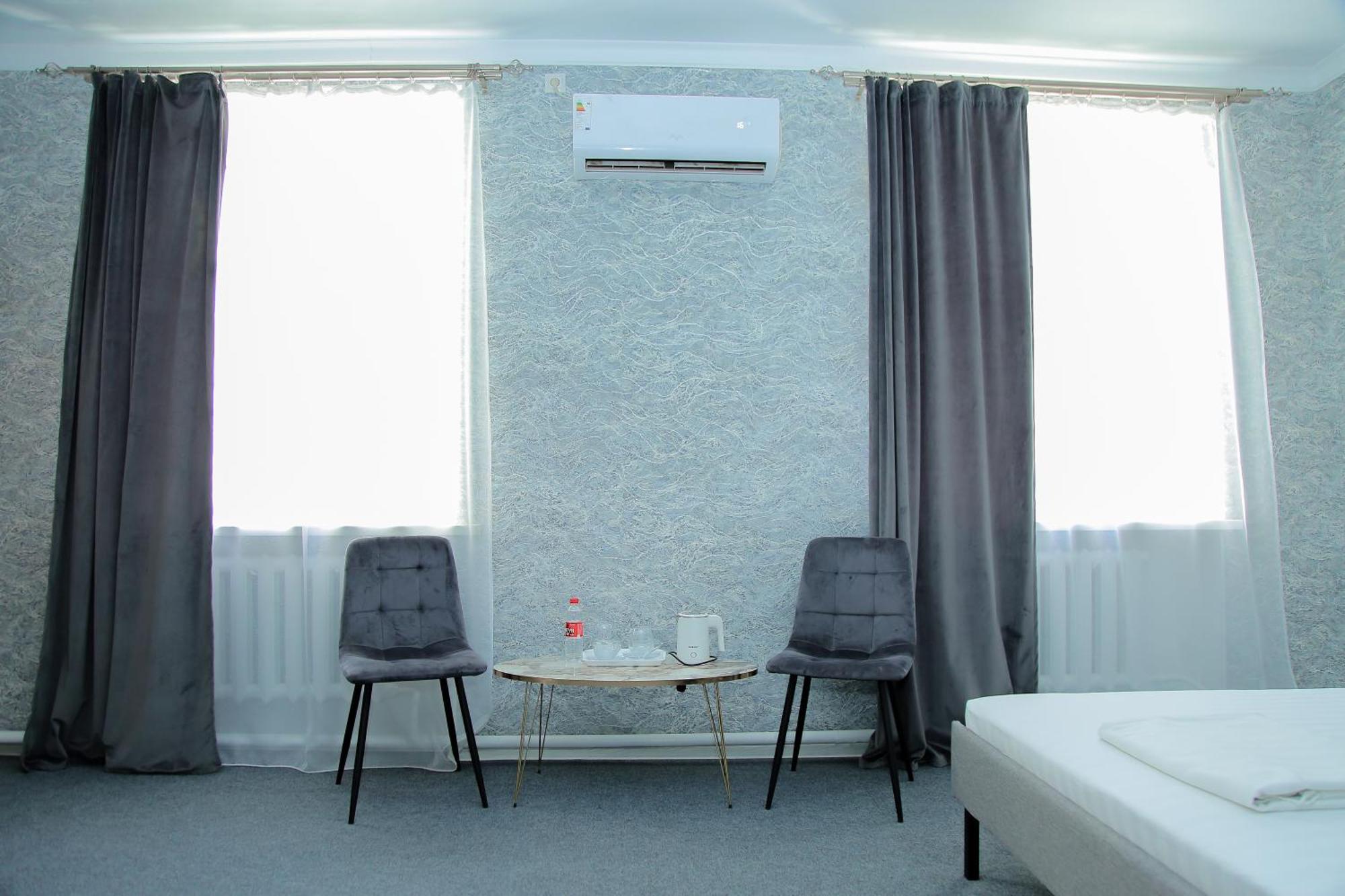 Hotel FRESH Aqtöbe Buitenkant foto